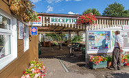 Attracting international visitors - Peewit Caravan Park