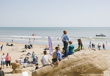 We do like to be beside the seaside!